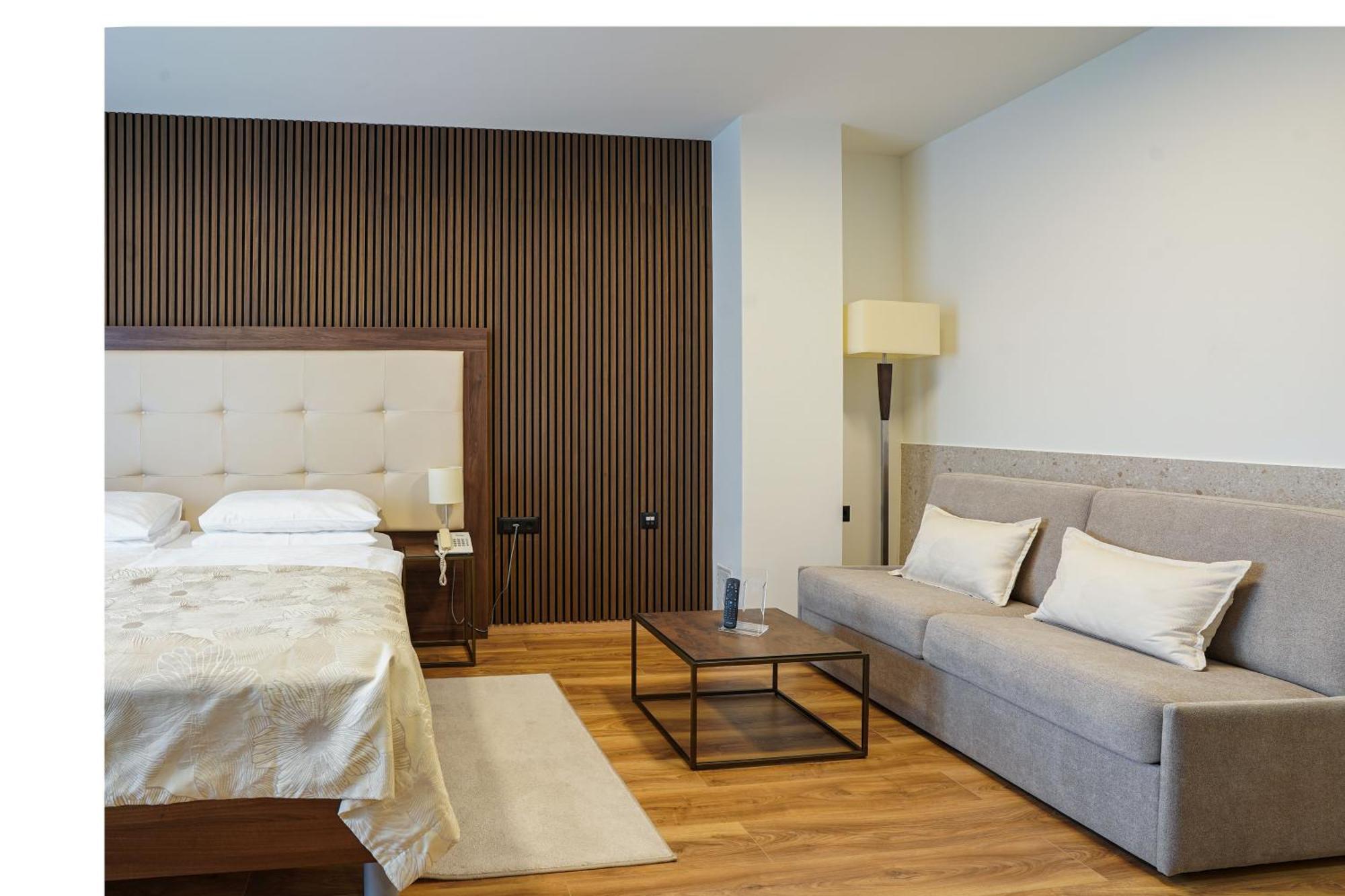 Hotel Degenija Seliste Dreznicko Dış mekan fotoğraf
