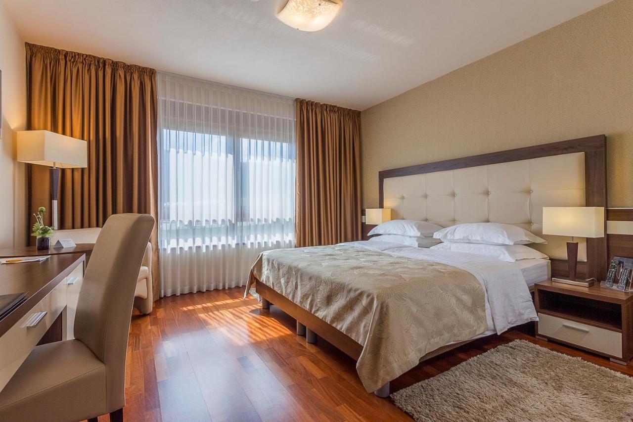 Hotel Degenija Seliste Dreznicko Dış mekan fotoğraf